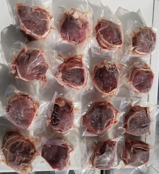 Filets mignon de boeuf avec bacon (16)